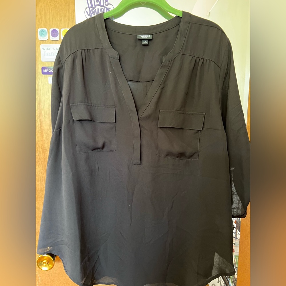 Black flowy top size 2 from torrid